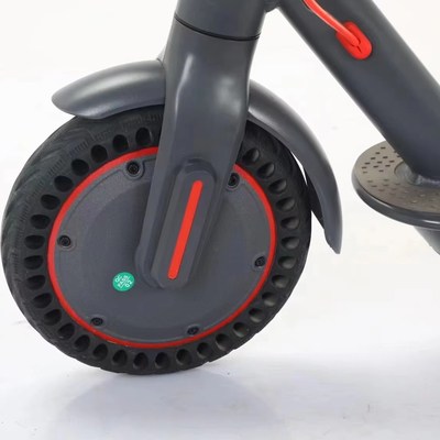 Scooter eléctrico plegable de 350W con potente batería de litio y rango de 30 km por carga
