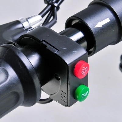 Potente Scooter eléctrico de doble motor de 6000w para adultos 95km/60miles Velocidad de hasta 80km/h 50mph Ángulo de escalada plegable 30