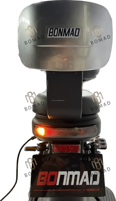 Sensor Scooter eléctrico de tipo inteligente Rápido y conveniente para el ocio urbano Velocidad máxima 30-50Km / h
