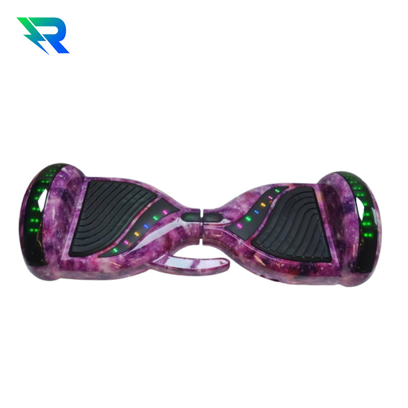 6.5 pulgadas rueda luminosa scooter eléctrico de auto-equilibrio para niños o adultos control remoto 10Ah capacidad de batería NO plegable