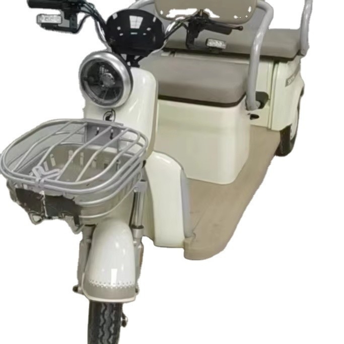 Triciclo eléctrico cerrado semicerrado con capacidad de calibración de 10-15 ° y tiempo de carga de 5-7h