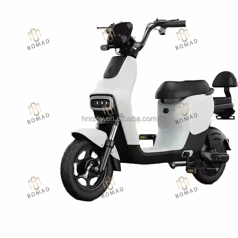 Viaje conveniente 48V bicicleta eléctrica de conducción automática con velocidad máxima de 40-60 km / h y tiempo de carga de 4-6 horas